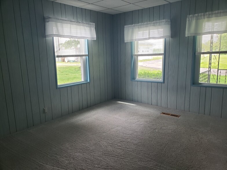 Building Photo - 8200 Brooks Miller Rd