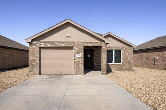 Building Photo - 2425 N Ave N