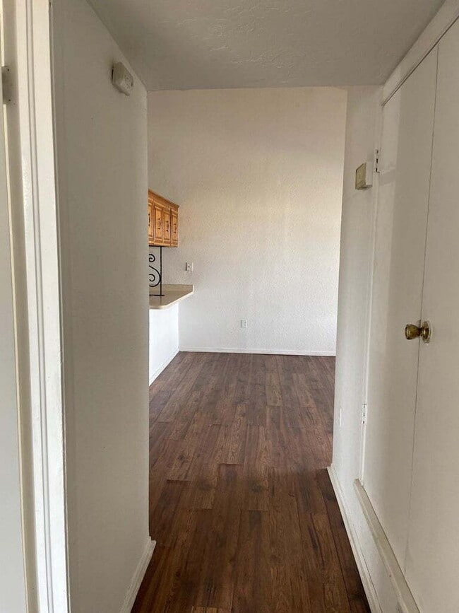 Building Photo - 7214 Dale Rd