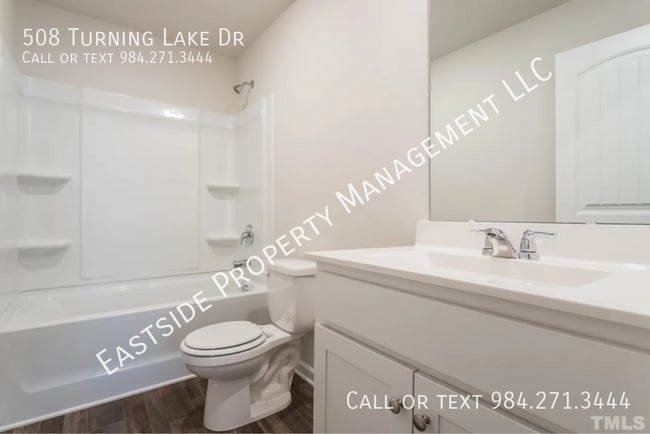 Building Photo - 508 Turning Lk Dr