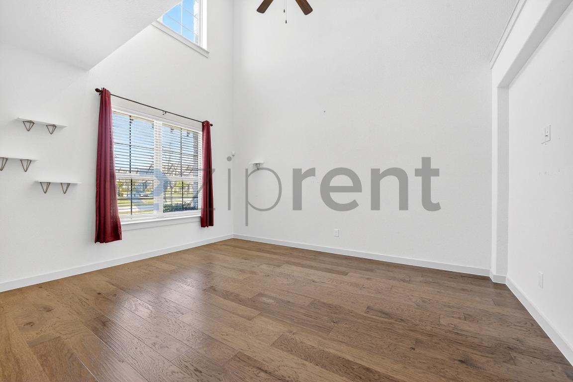 Building Photo - 3909 Sukay Dr