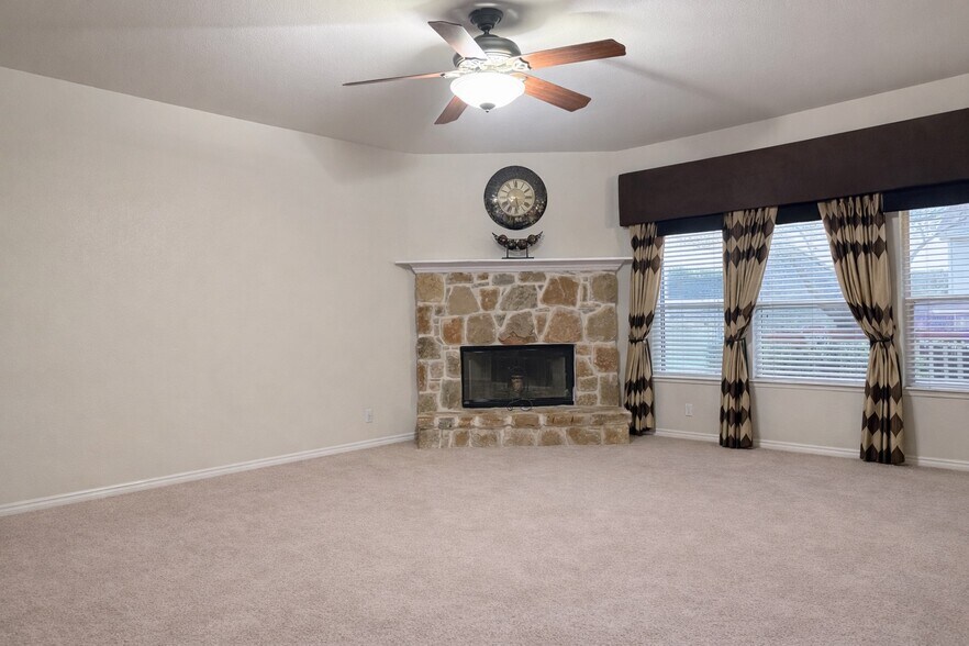 Building Photo - 169 Red Hawk Rdg