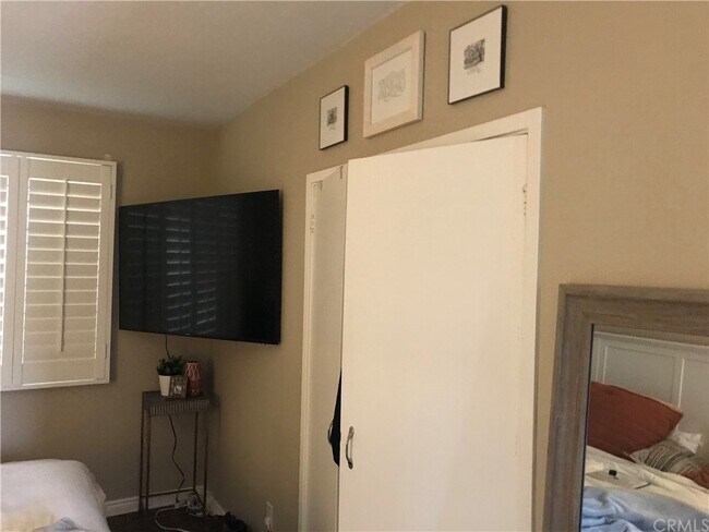 Building Photo - 111 19th St