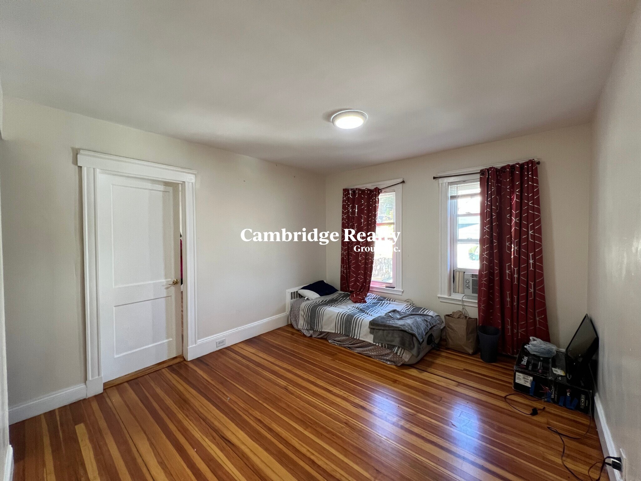 Building Photo - 88 Fellsway E