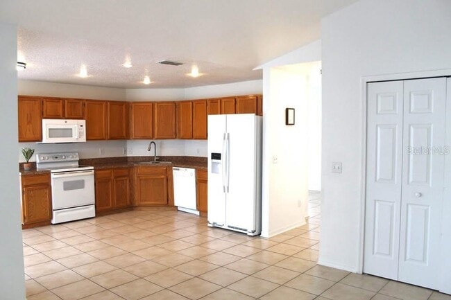 Building Photo - 5629 Loma Vista Ct