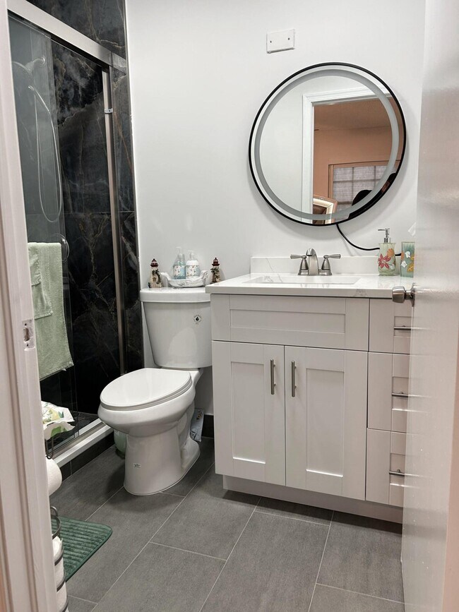 Building Photo - 369 Waterside Dr