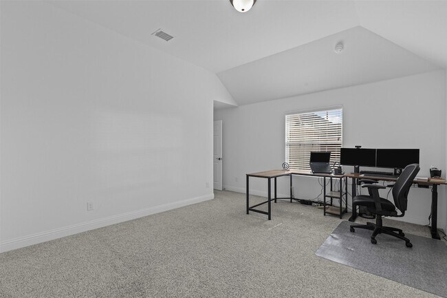 Building Photo - 2711 La Jolla Blvd