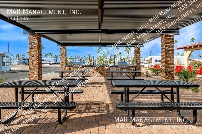 Building Photo - 3601 S 4th Ave