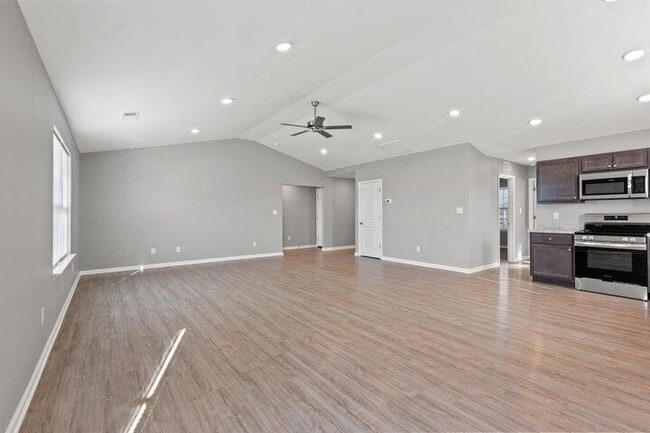 Building Photo - 309 Krauss Dr