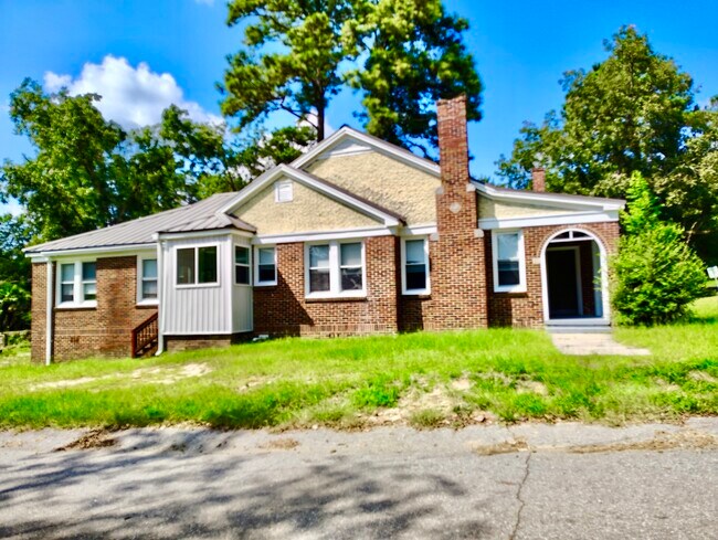 Primary Photo - 3501 Abingdon Rd