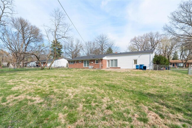 Building Photo - 767 Wenneker Dr