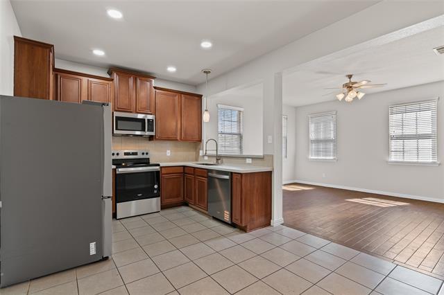 Building Photo - 3073 Peyton Brook Dr