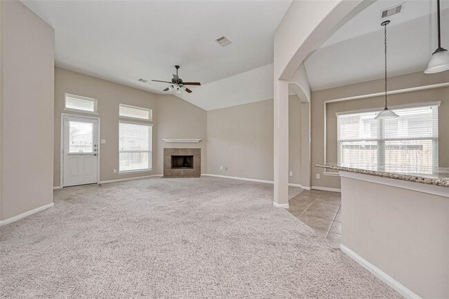 Building Photo - 10019 Taylor Springs Ln