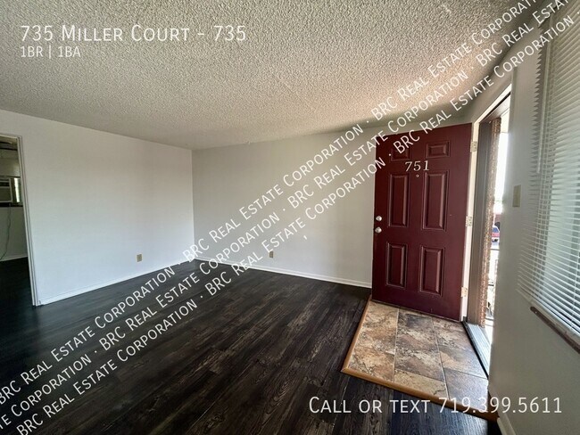 Building Photo - 735 Miller Ct