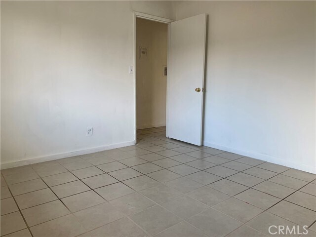 Building Photo - 3411 W Orange Ave
