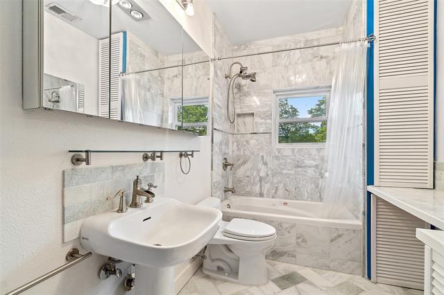 Building Photo - 4313 Avondale Ave