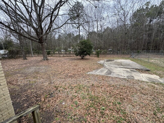 Building Photo - 103 Yorkshire Dr