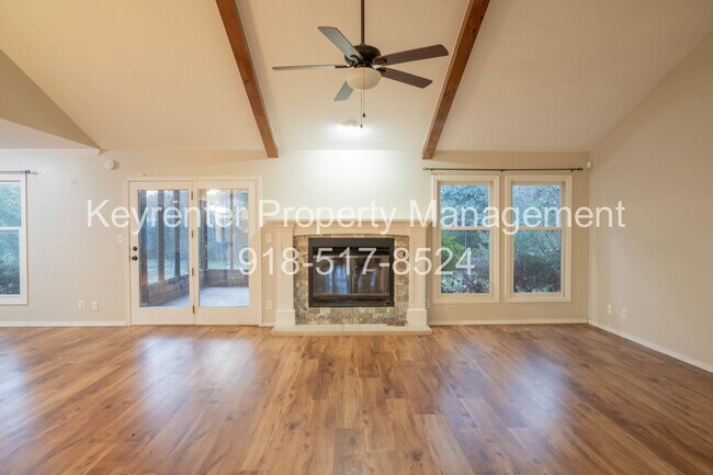 Building Photo - 4 Bed | 3 Bath in Central Tulsa!