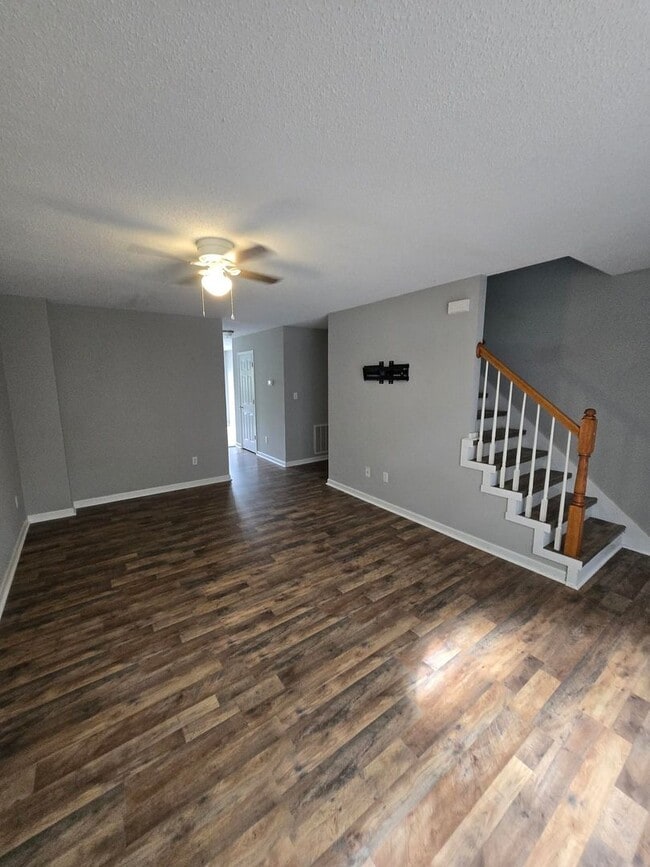 Building Photo - Spacious 2-Bedroom Townhome – Private Deck...