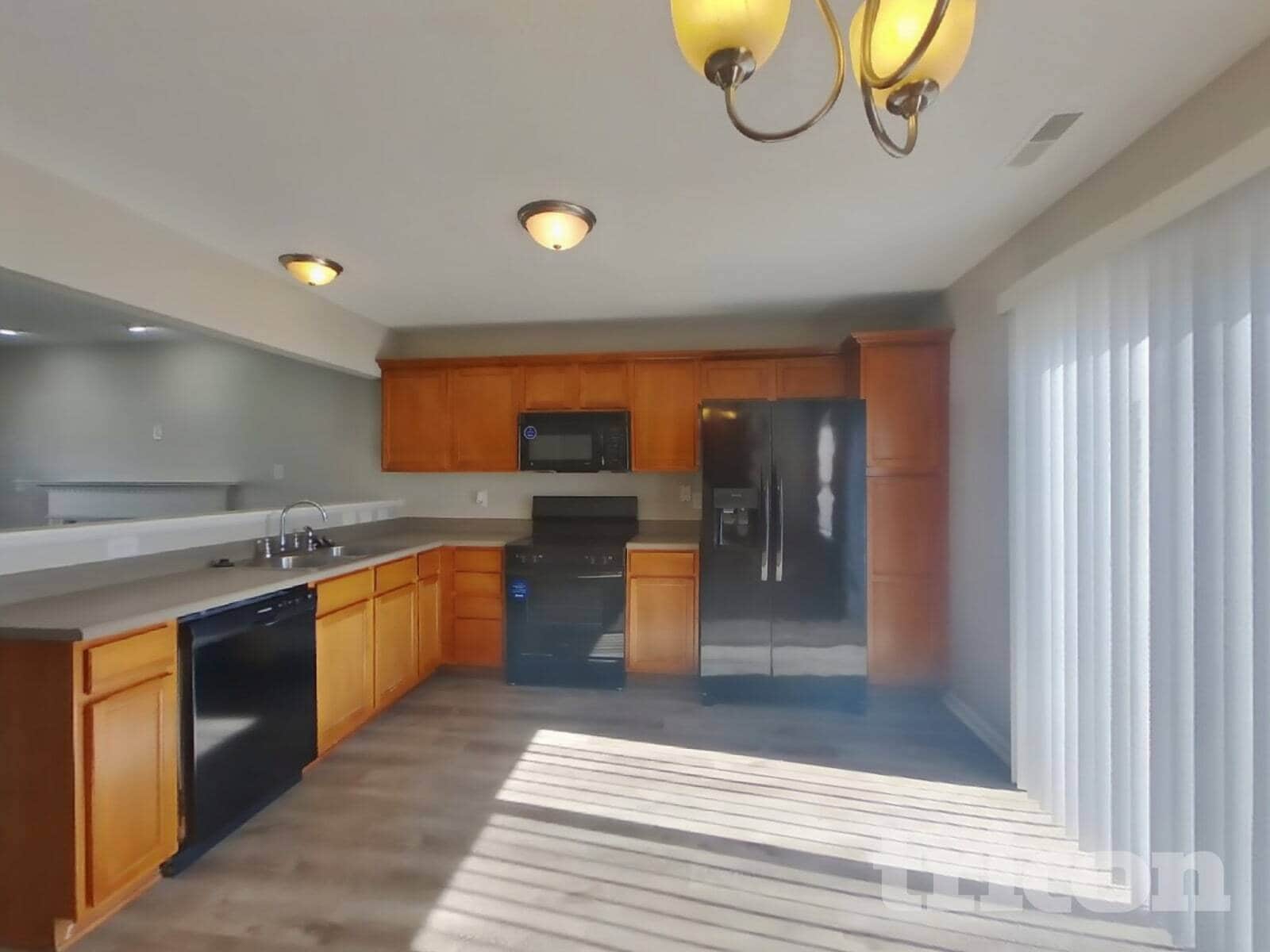 Building Photo - 1432 Dowell St