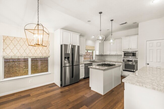Building Photo - 10906 Bernalda Cir