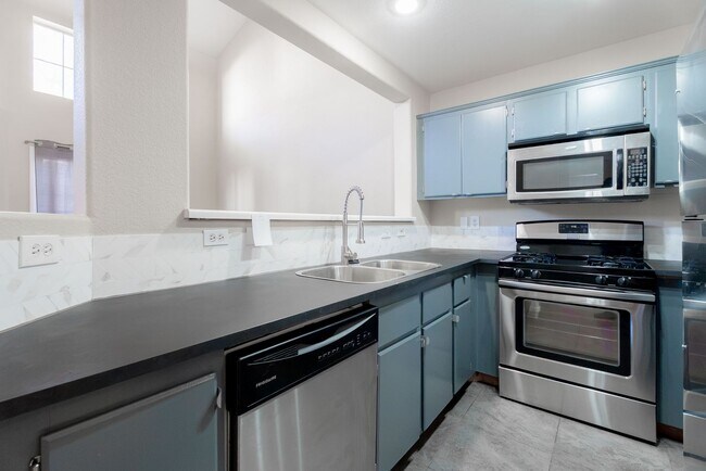 Building Photo - 9668 Belle Regal St - Las Vegas NV 89123