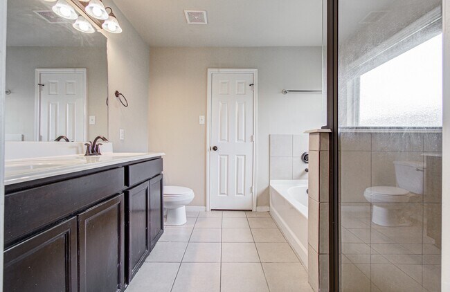 Building Photo - 23023 Black Mountain Ash Ct