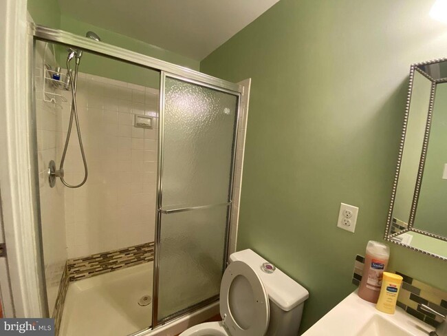 Building Photo - 10523 Polk Square Ct