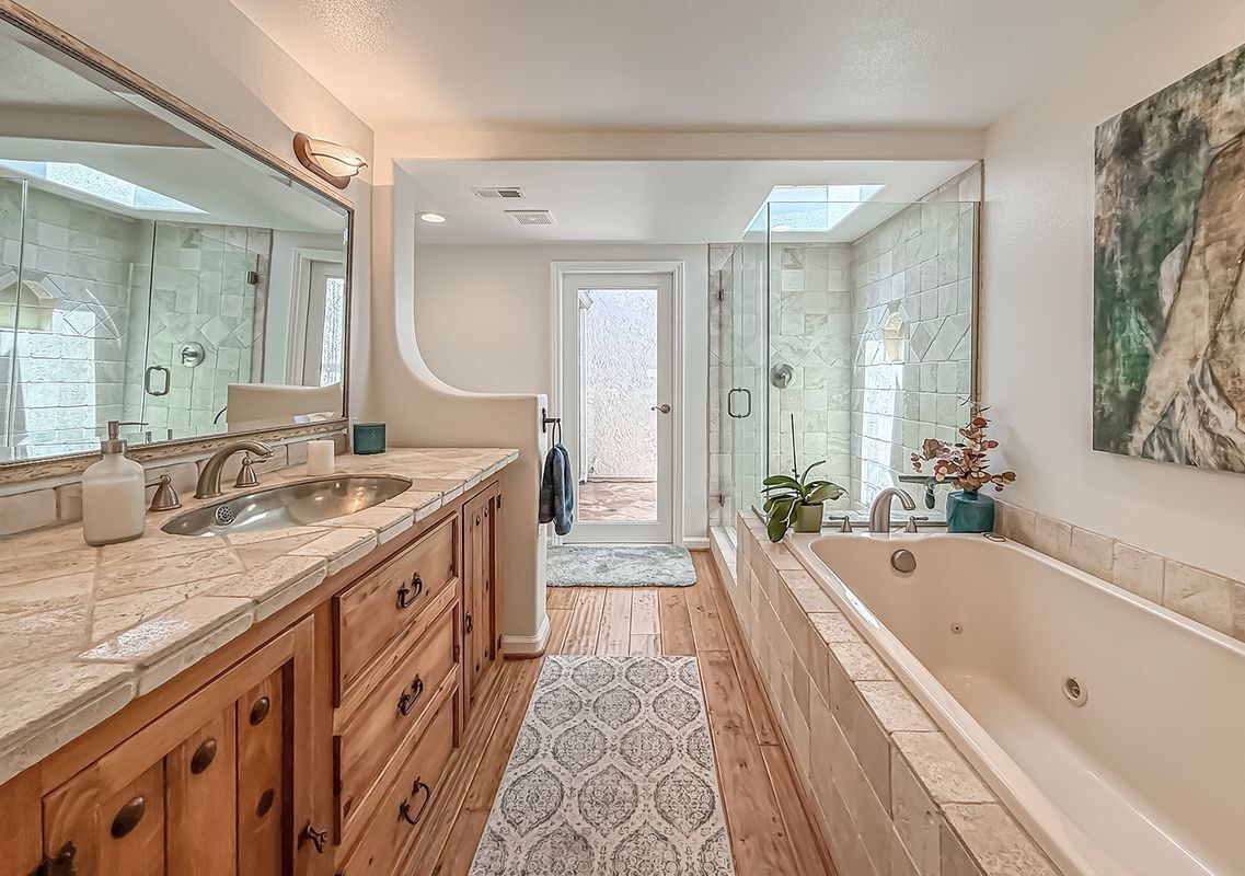 Building Photo - 2350 Leeward Cir