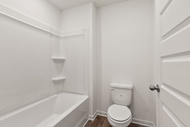 Building Photo - New Construction in the Heart of Northport - Available Now