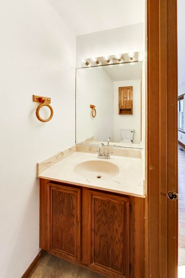 Building Photo - 362 Chaparral Cir
