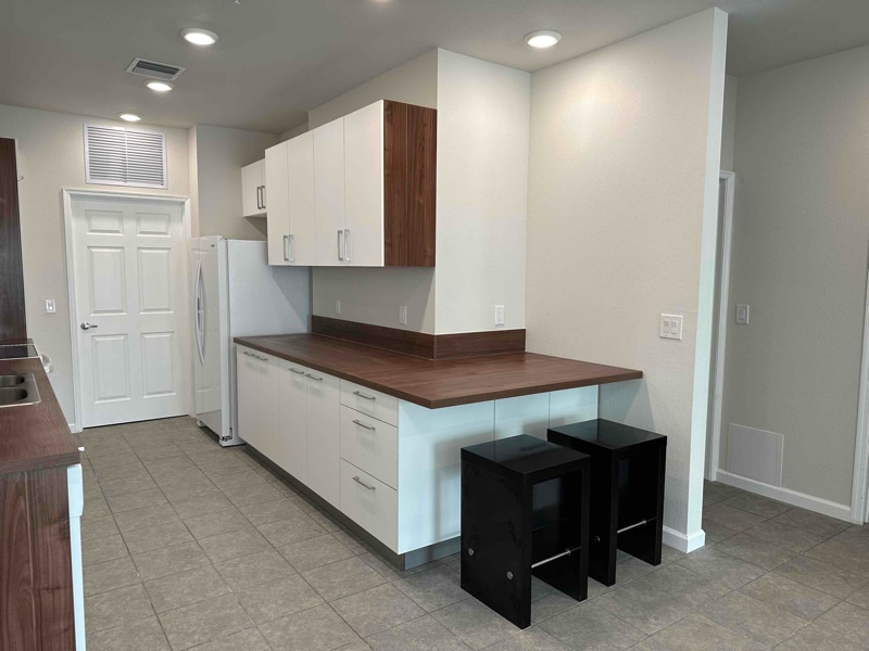 Building Photo - 7410 SW 10th Ct