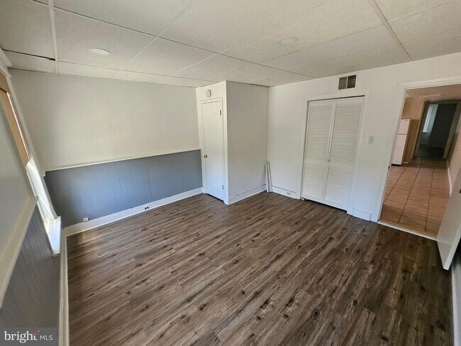 Building Photo - 116 Haddon Ave
