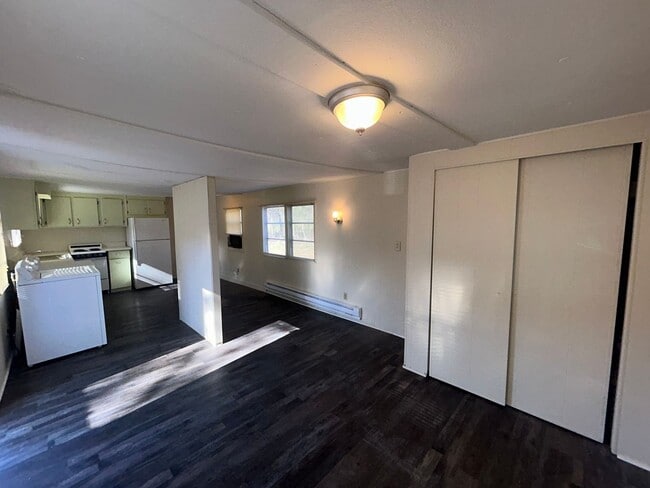 Building Photo - Cozy 1 Bedroom 1 Bathroom Rental in Arab
