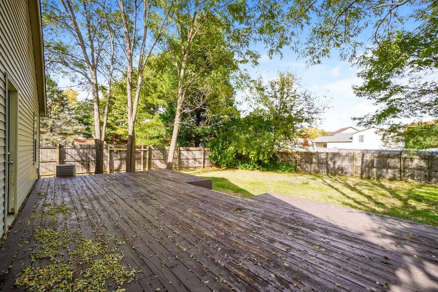 Building Photo - 3428 Oak Bend Blvd