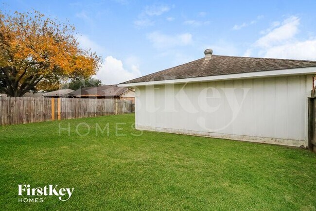 Building Photo - 2005 Tulsa St