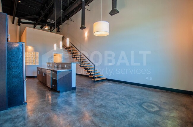 Building Photo - 1660 DeKalb Ave NE