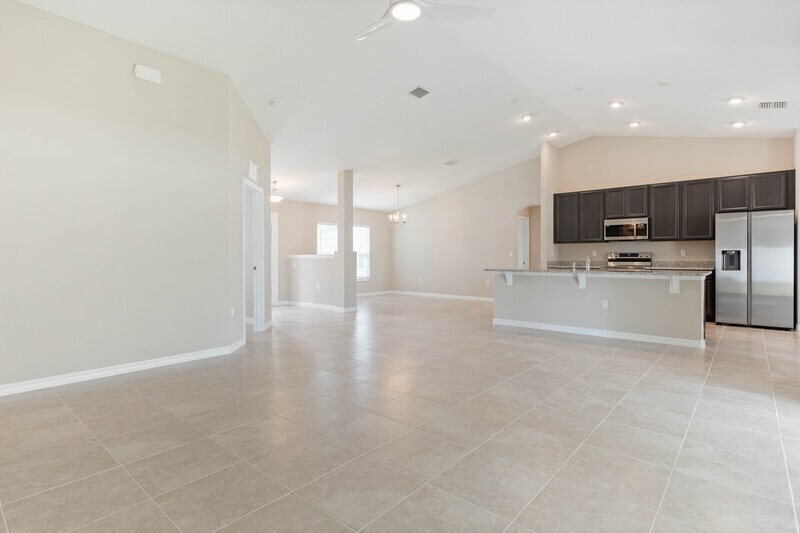 Building Photo - 25 Woodfield Dr