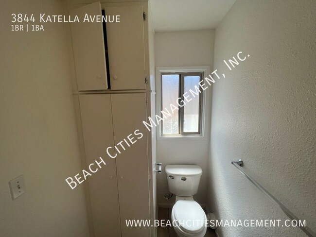 Building Photo - Charming 1 Bedroom in Los Alamitos with a ...