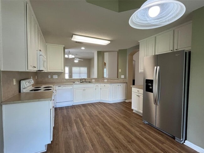 Building Photo - 8901 Ashland Park Pl