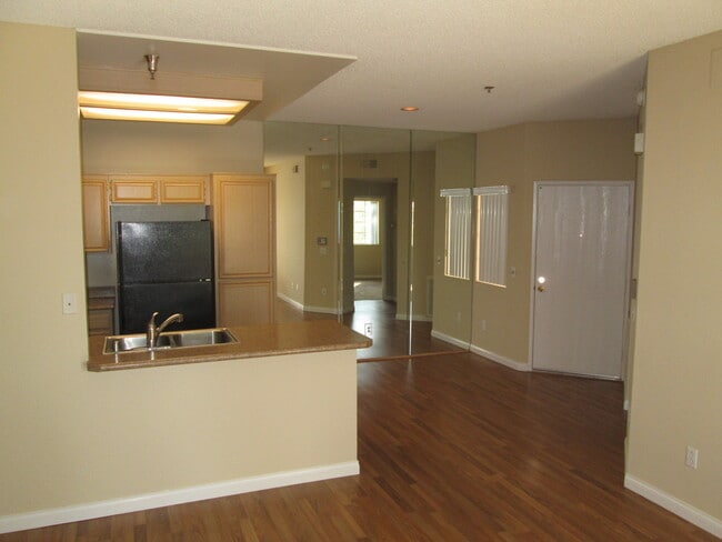 Building Photo - Rancho Bernardo - The Summit Community - N...
