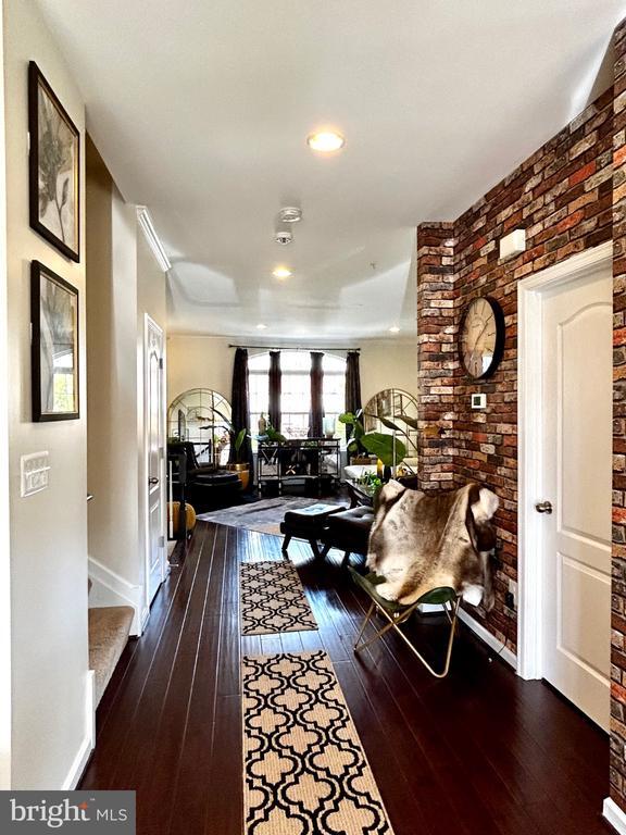 Building Photo - 11397 Sandhurst Pl