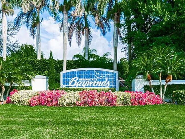 Building Photo - 9773 Bowline Dr