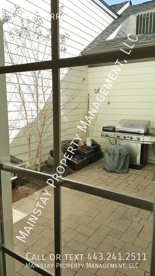 Building Photo - 11227 Terrace Ln