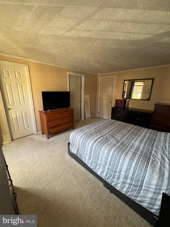 Building Photo - 1565 Autumn Ridge Cir