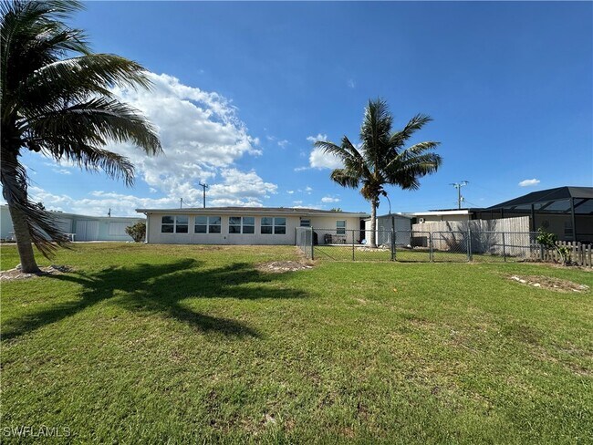 Building Photo - 4303 Conway Blvd