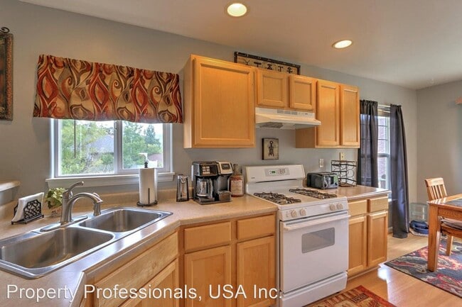 Building Photo - 2 br, 2 bath House - 621 Lariat Loop