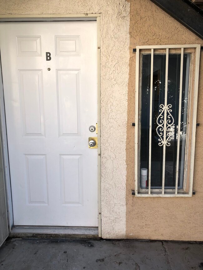 Building Photo - 1372 Pattee Cir