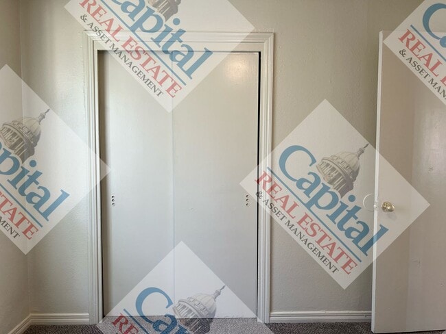 Building Photo - Home Sweet Home