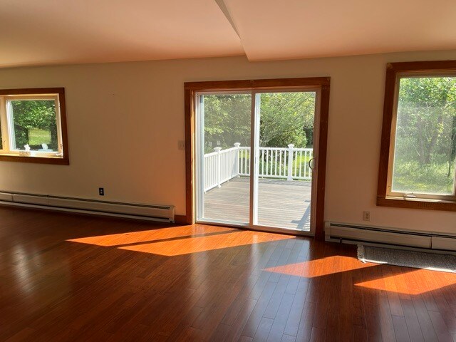 Building Photo - 6 Whitney Way